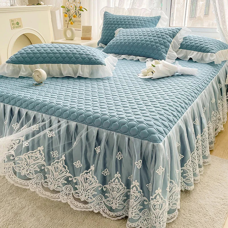 Korean Style Embroidered Summer Lace Jacquard Bed Skirt Ruffled Wedding 300tc Thread Count for Home Hotel Use Sleep Aid