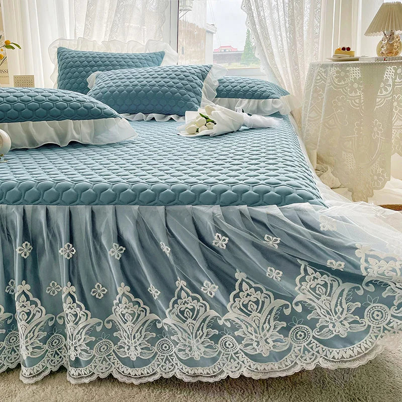 Korean Style Embroidered Summer Lace Jacquard Bed Skirt Ruffled Wedding 300tc Thread Count for Home Hotel Use Sleep Aid
